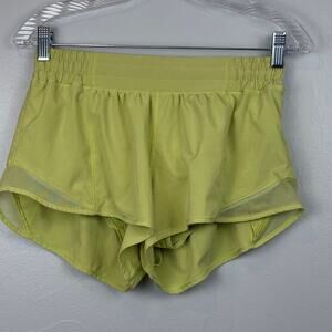 Lululemon Size 8 Light Green Mesh-Lined Athletic Shorts | Gym Girl Running Core
